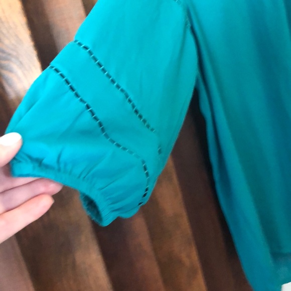 Blouse - Picture 2 of 4